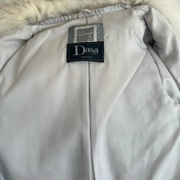 Stunning Norwegian Silver Fox coat - Picture 5 of 6
